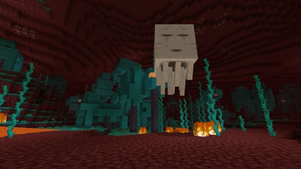 6 Best Chestplate Enchantments in Minecraft, Ranked (2024)